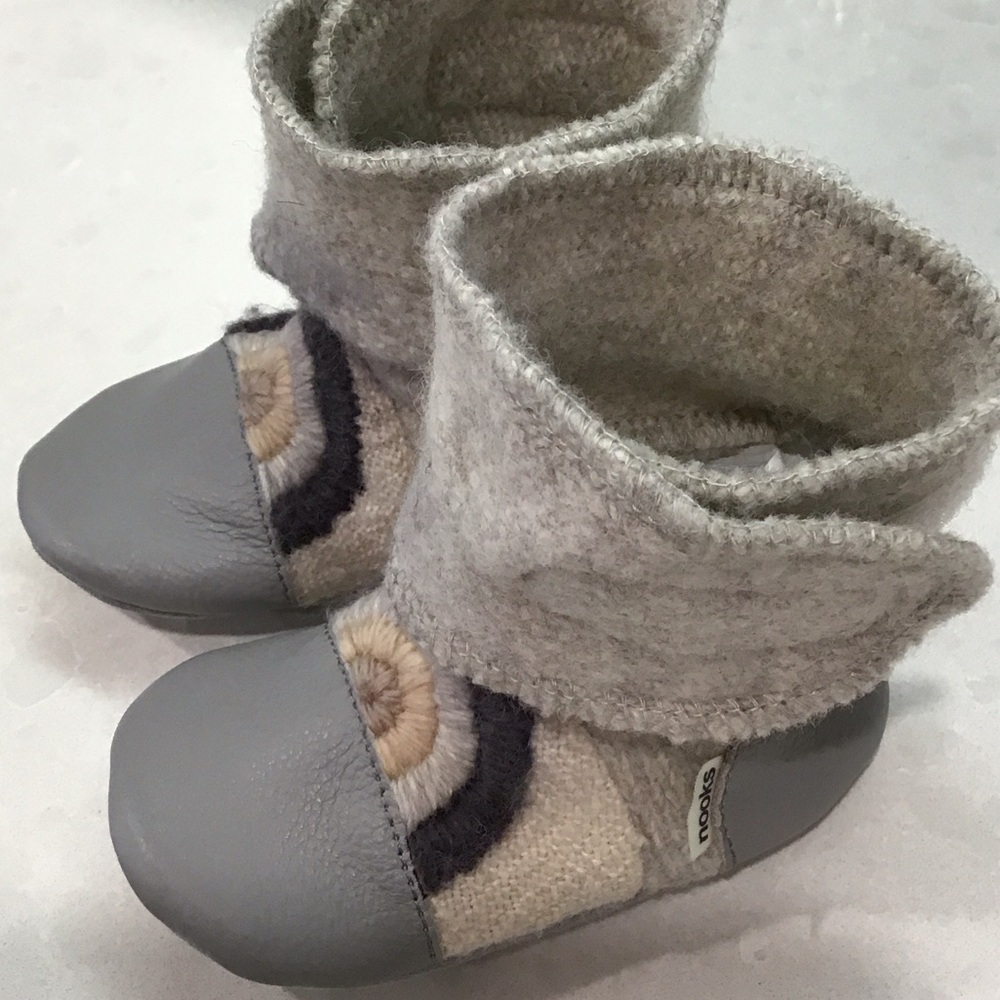Books Design Dream on Felted Wool Bootie